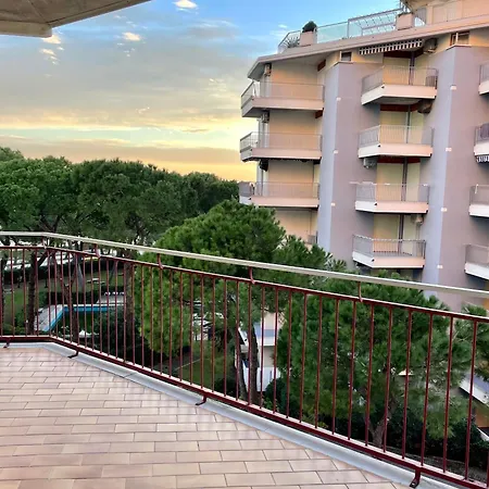 Cristallo 4h 利尼亚诺萨比亚多罗